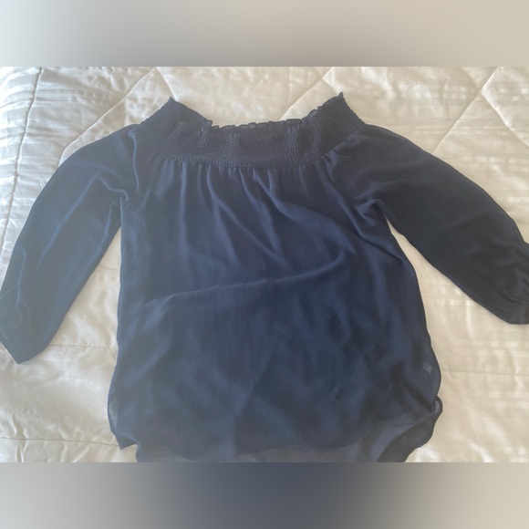 Michael Kors Off the Shoulder Blouse - Picture 3 of 6